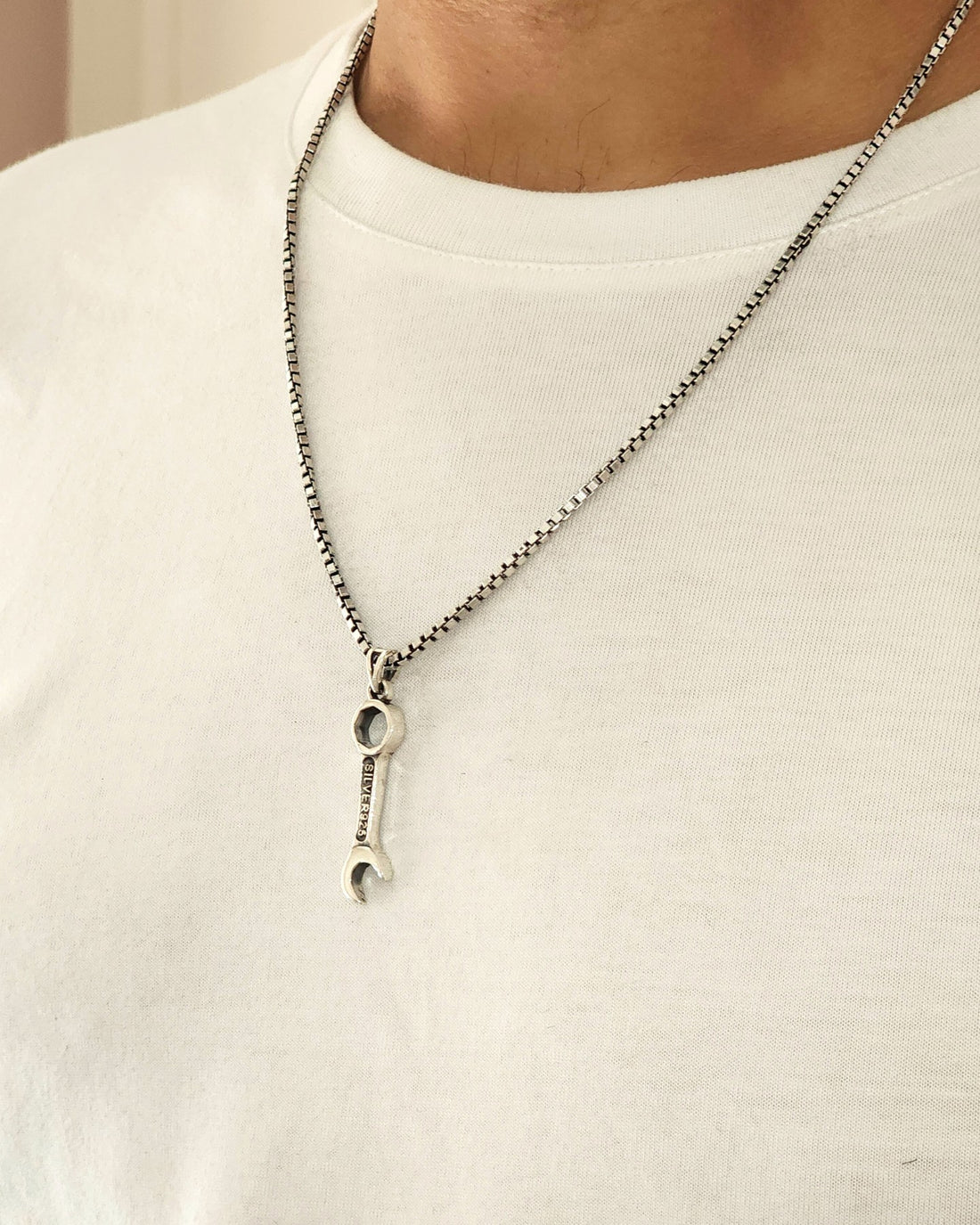 Builder Pendant
