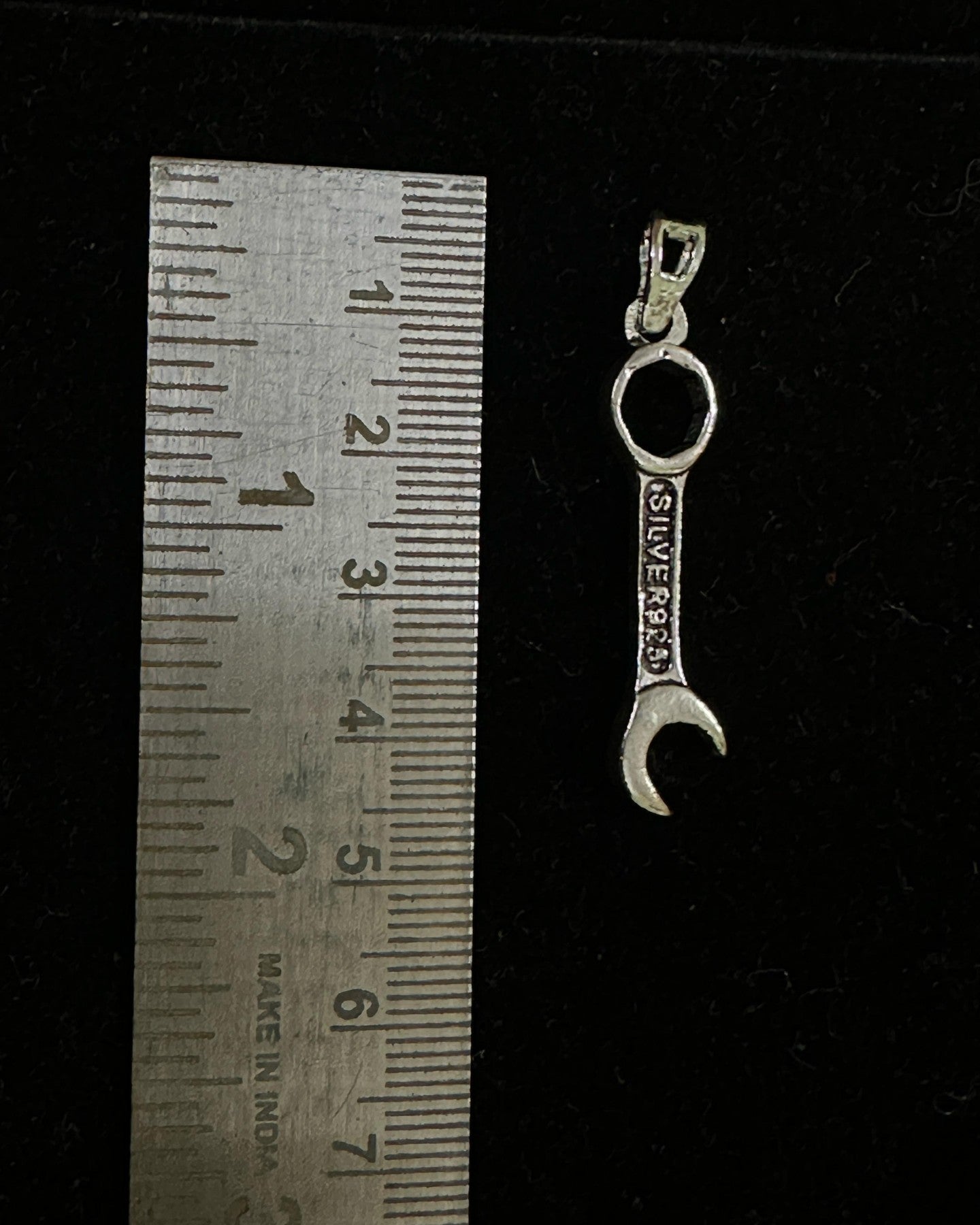 Builder Pendant