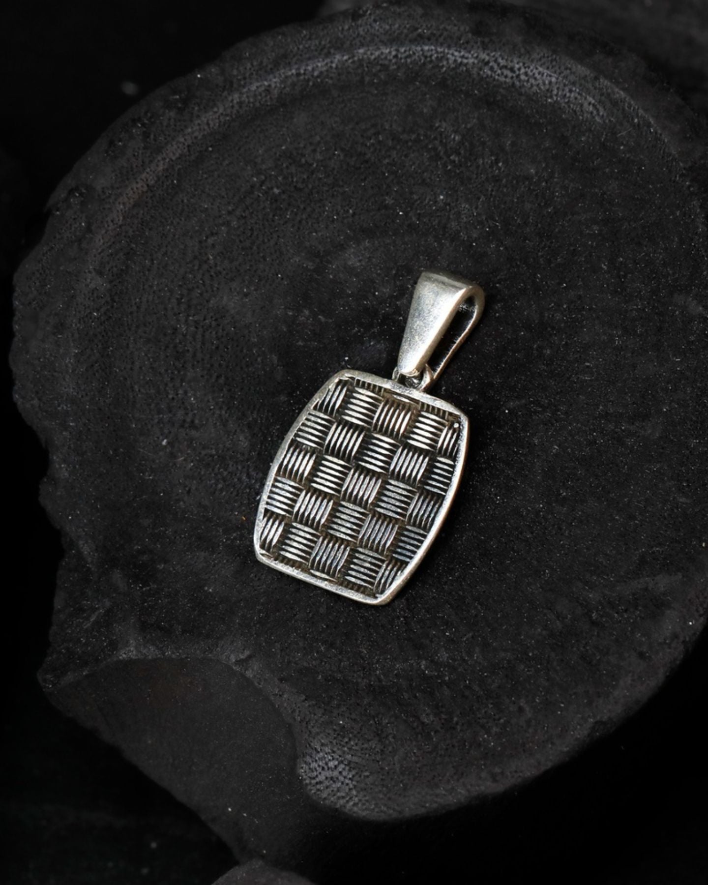 Weave Pendant